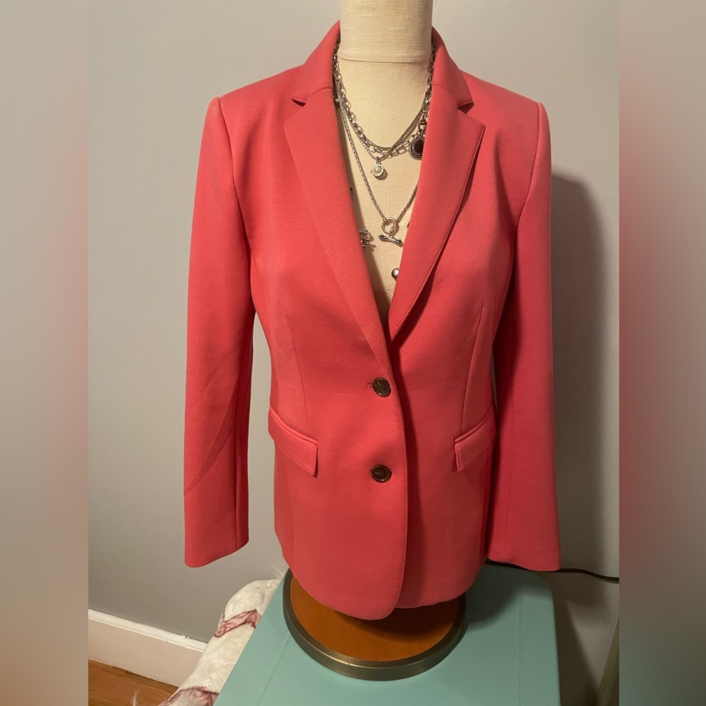 Ann Taylor Women's Coral Blazer 
New with tag.